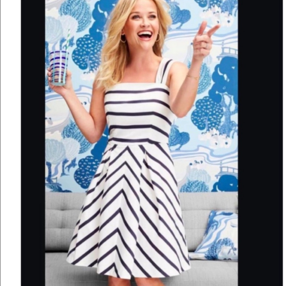 Draper James Zoe Love Circle Dress Navy White Stripes Size 2